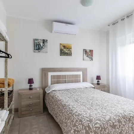 Coqueto Y Luminoso En La Playa De La Arena Apartment