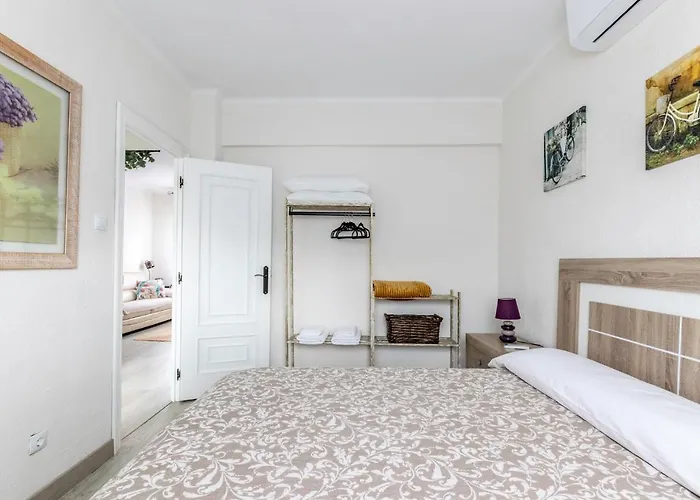 Coqueto Y Luminoso En La Playa De La Arena *