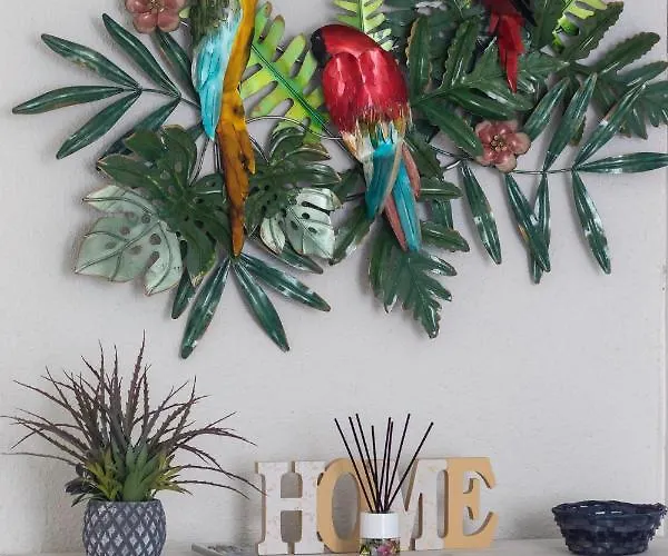 Coqueto Y Luminoso En La Playa De La Arena La Arena (Basque Country)