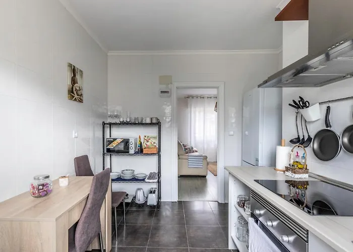 Coqueto Y Luminoso En La Playa De La Arena * La Arena (Basque Country)